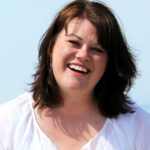 Meet your Posher, Amanda - Picture 1 of 1